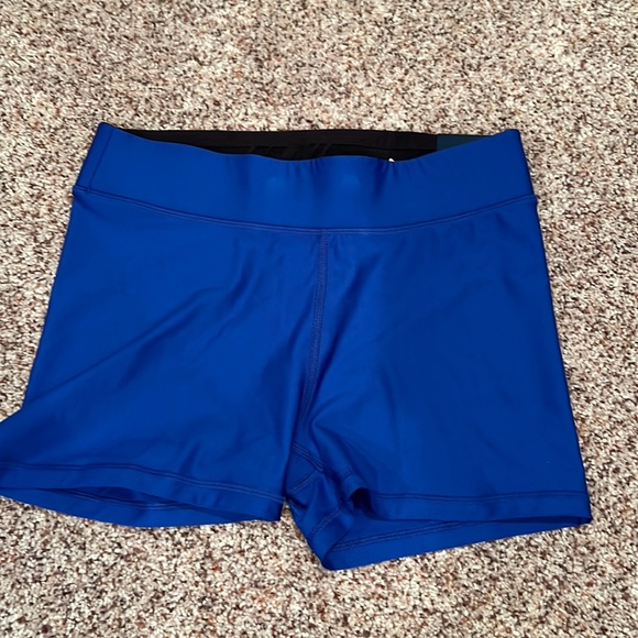DSG Shorts Nwt Womens Medium Compression Volleyball Shorts Poshmark